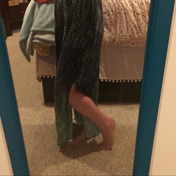 Navy and Green Maxi Dress - Picture 2 of 4